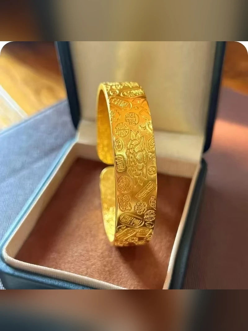 Heritage Pattern Gold Cuff