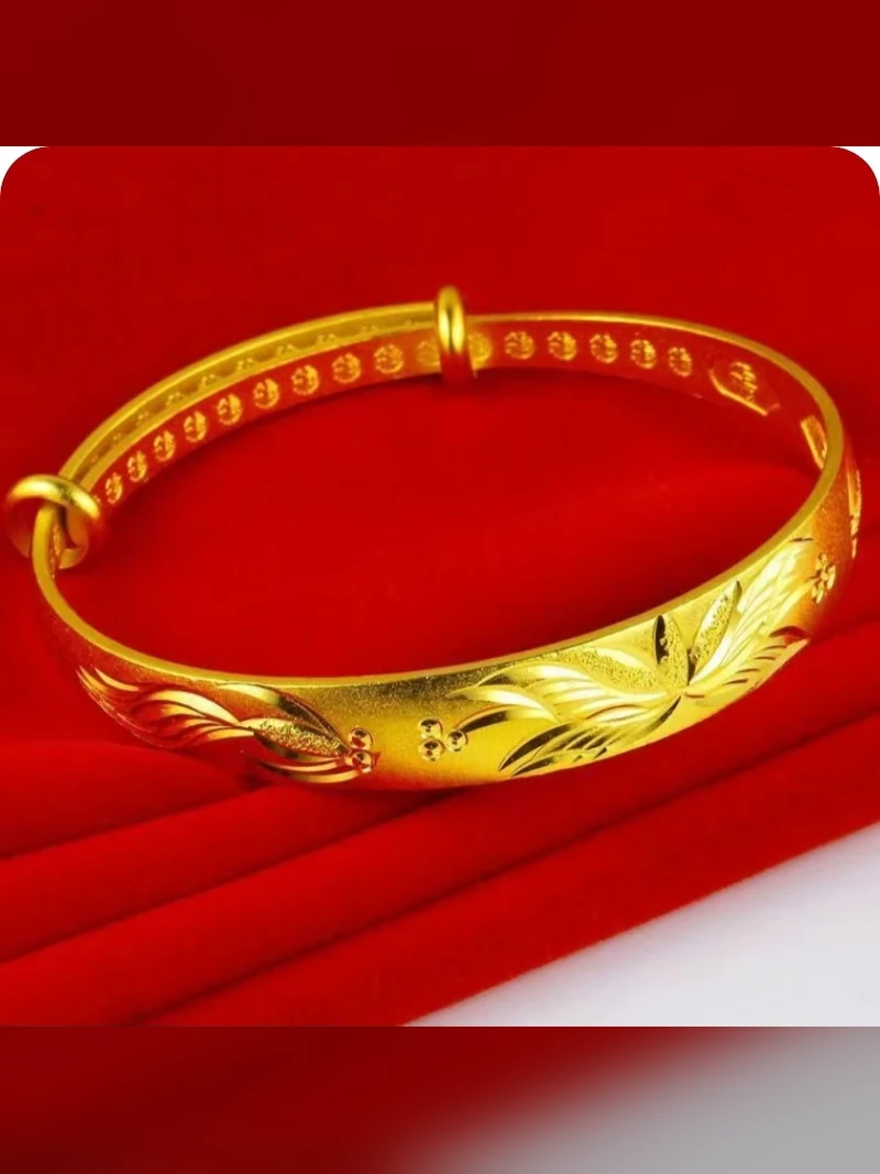 Vintage Gold Oval Bangle