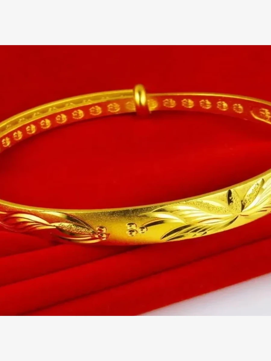 Vintage Gold Oval Bangle