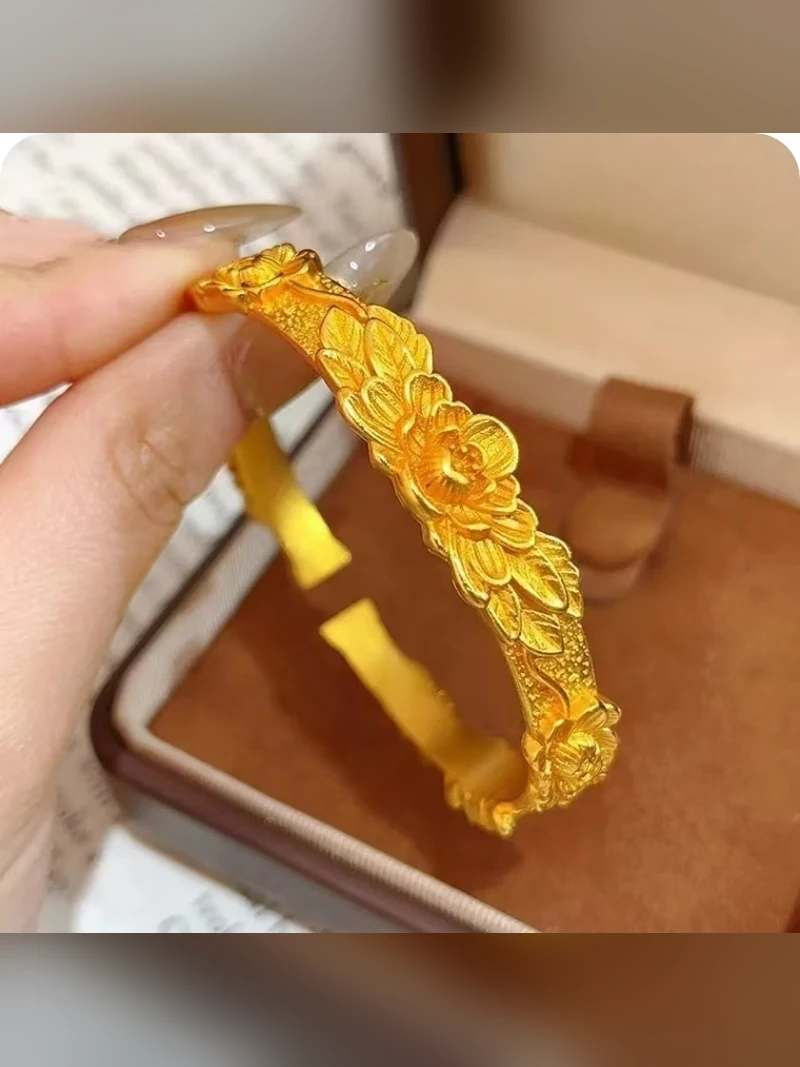 Gold Bracelet Style 072