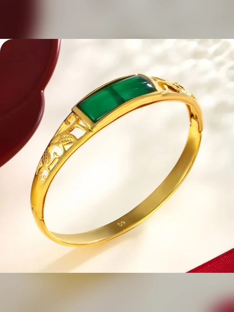 Gold Bracelet Style 098