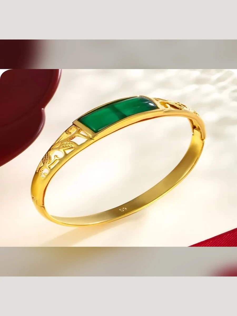 Gold Bracelet Style 098