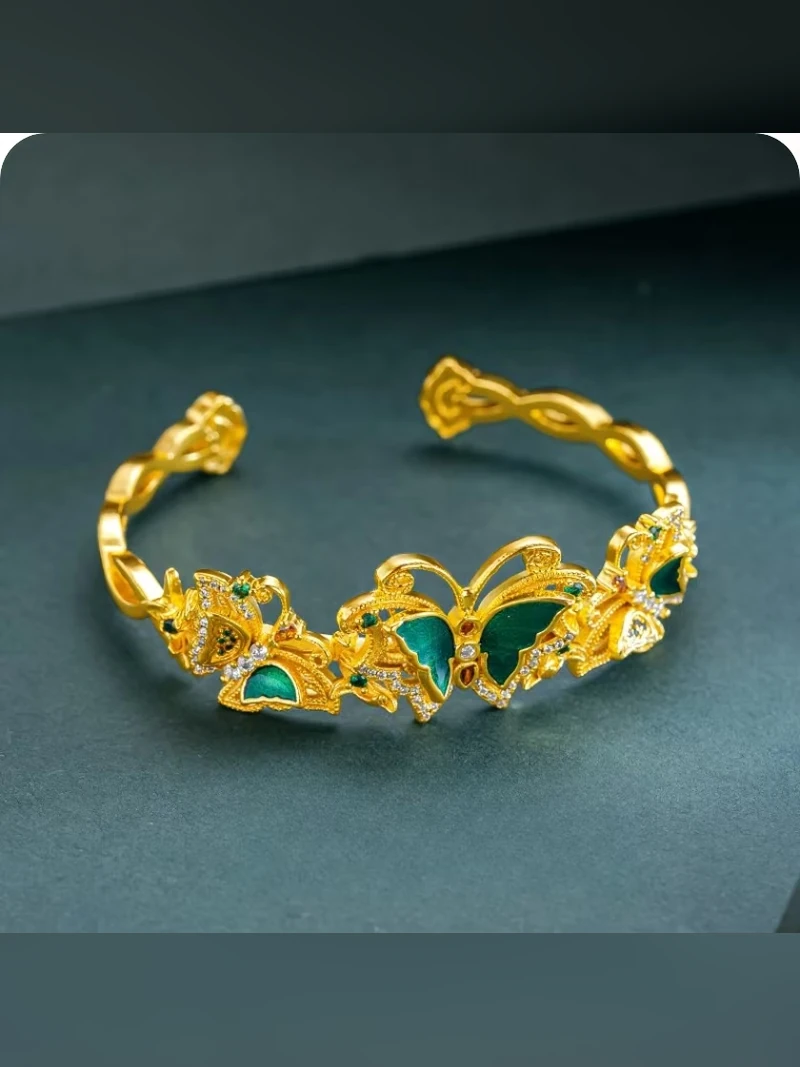 Gold Bracelet Style 133