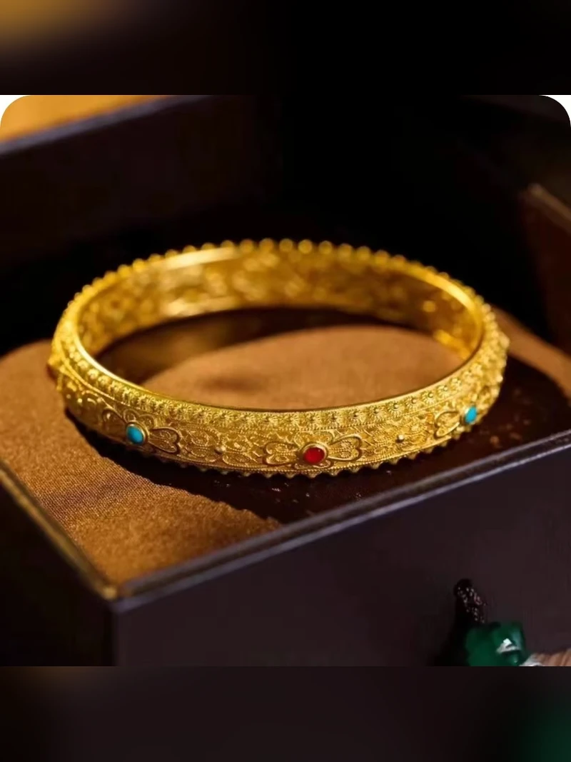 Gold Bracelet Style 144