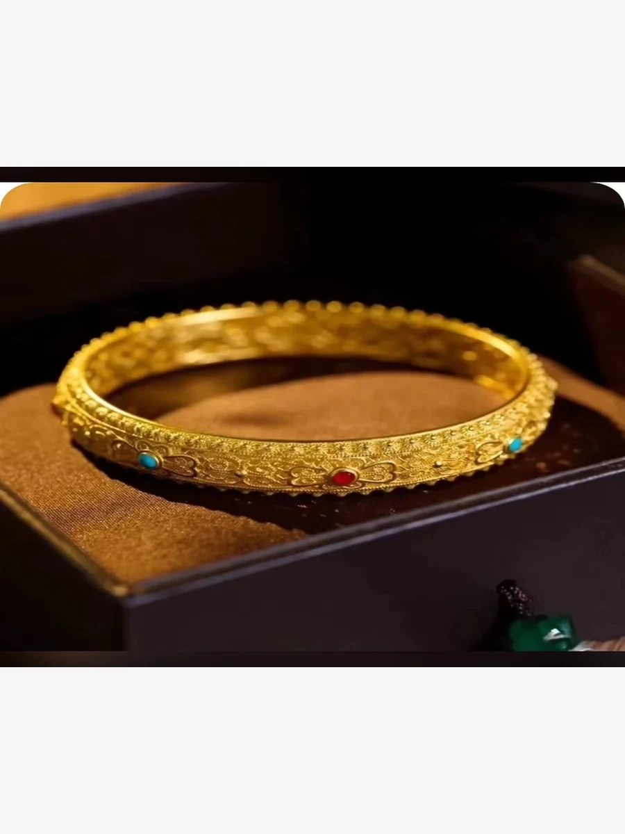 Gold Bracelet Style 144