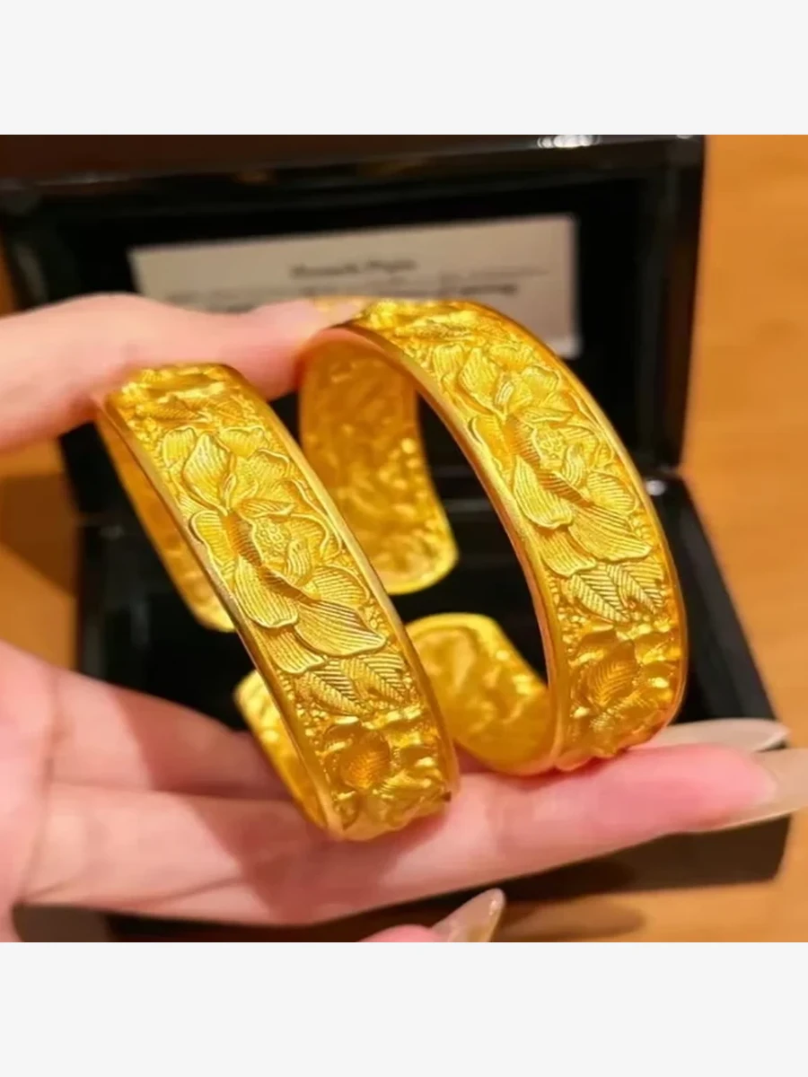 Gold Bracelet Style 155
