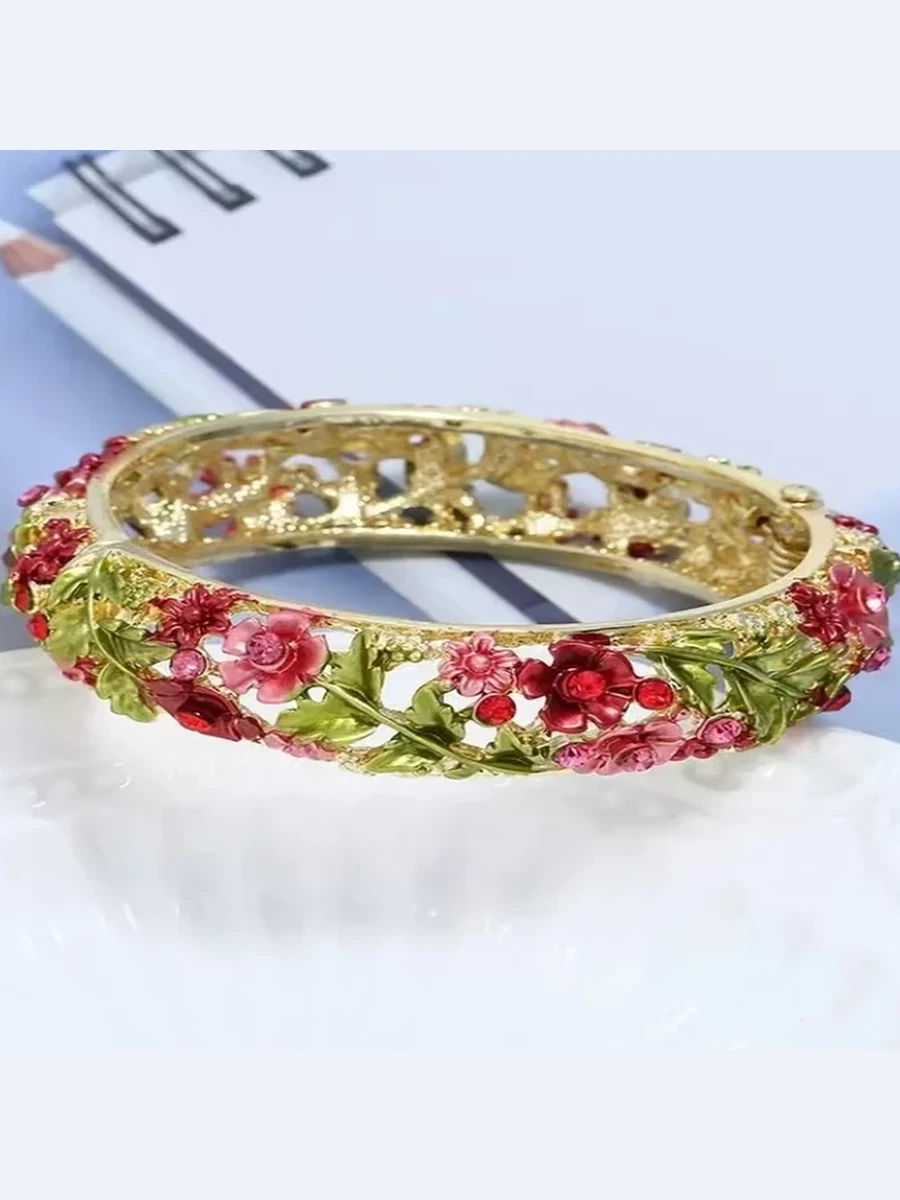 Gold Bracelet Style 157