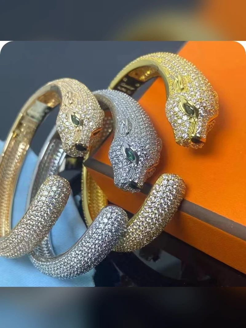 Gold Bracelet Style 170