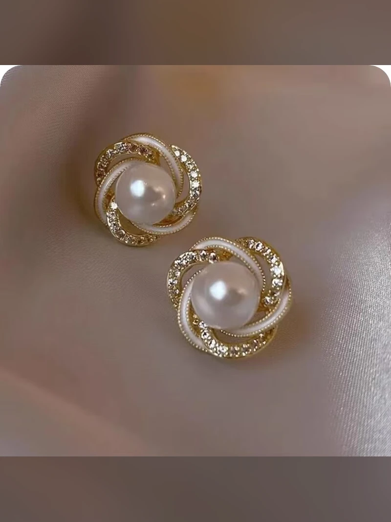Pearl Spiral Stud Earrings