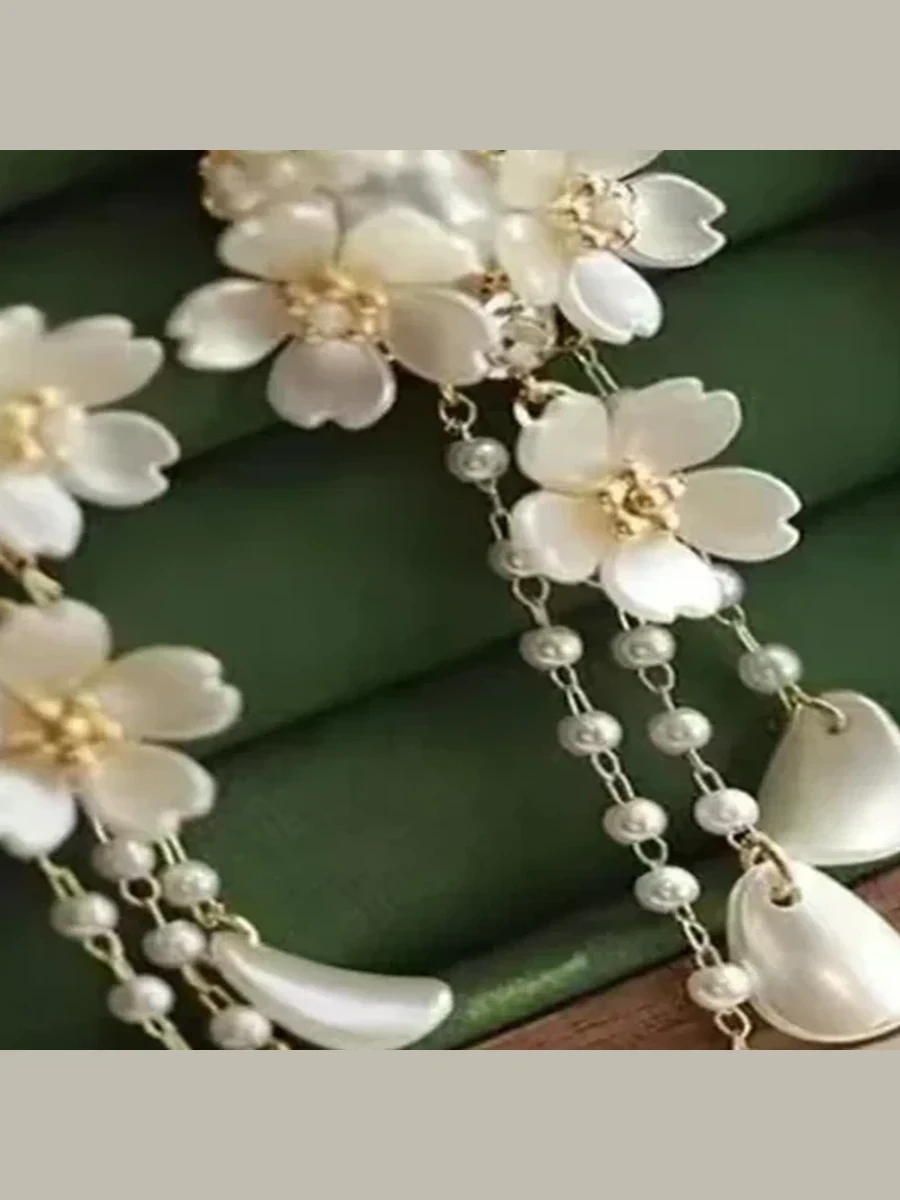 White Floral Tassel Earrings