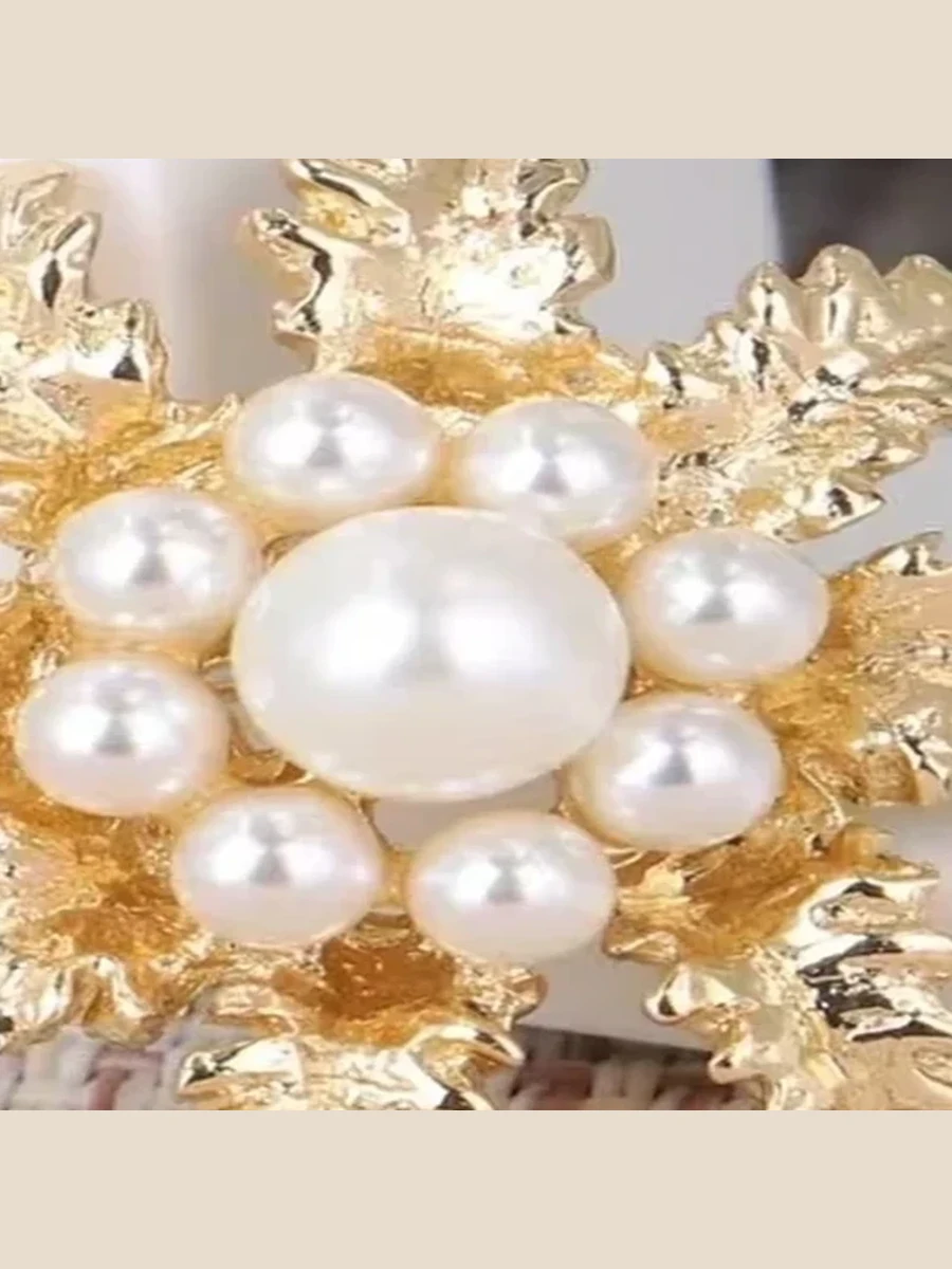 Pearl Cluster Floral Ring