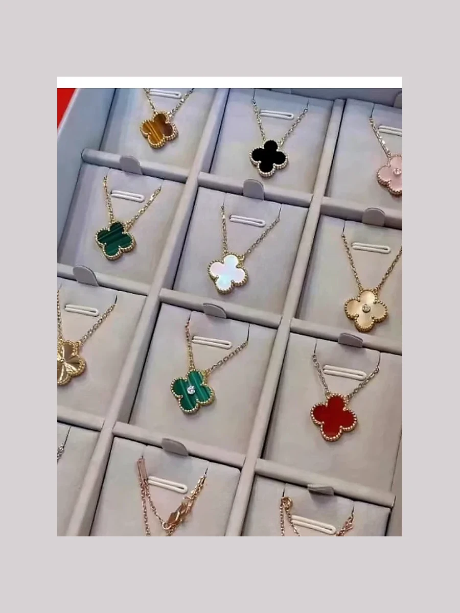 Color Clover Pendant Selection