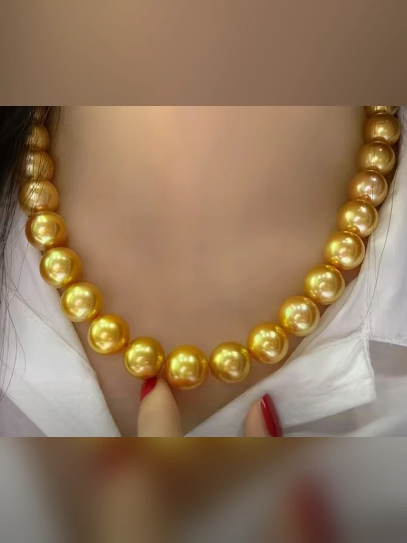 Gold Jewelry Piece 003