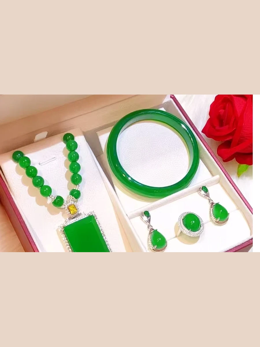 Gold Jewelry Set Style 004