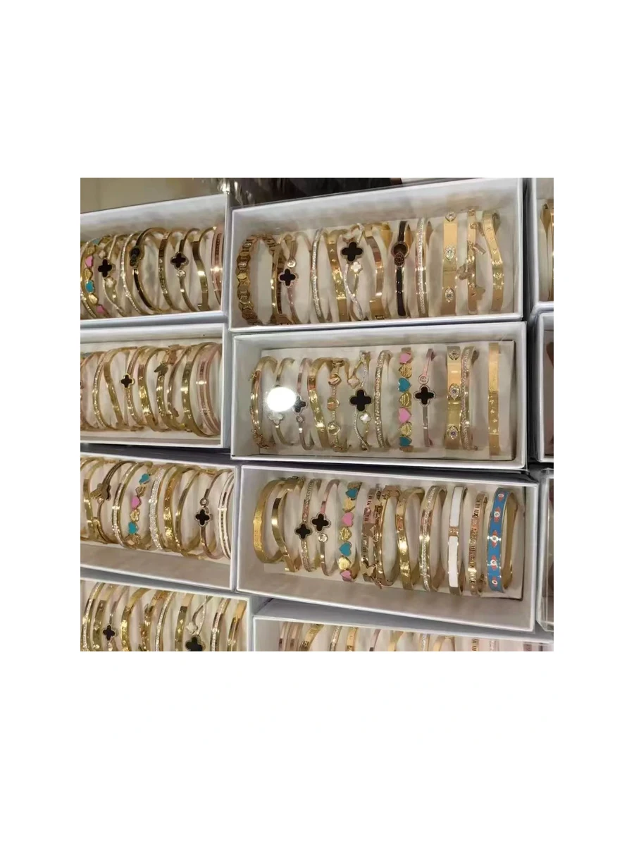 Mixed Bracelet Display Tray
